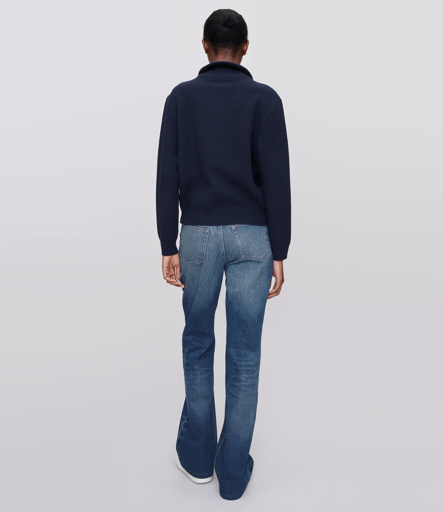 thea pullover